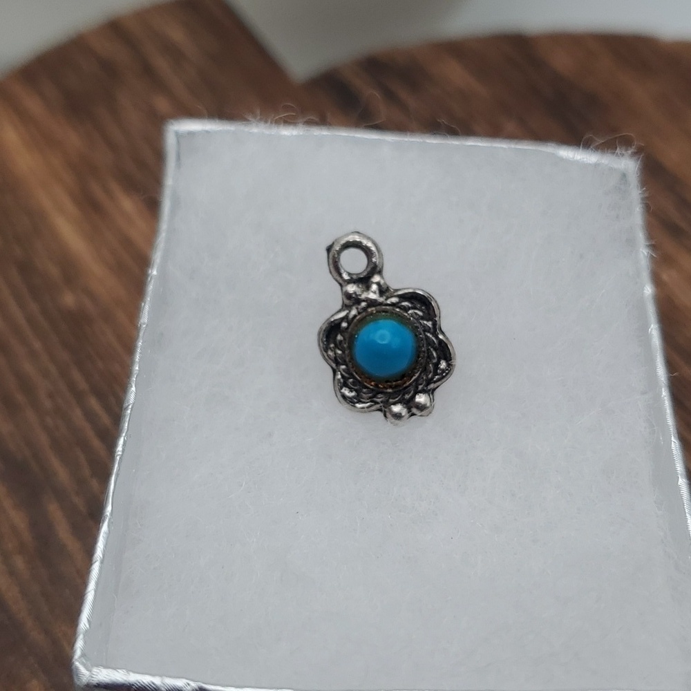 Silver edwardian bloom turquoise pendant mini